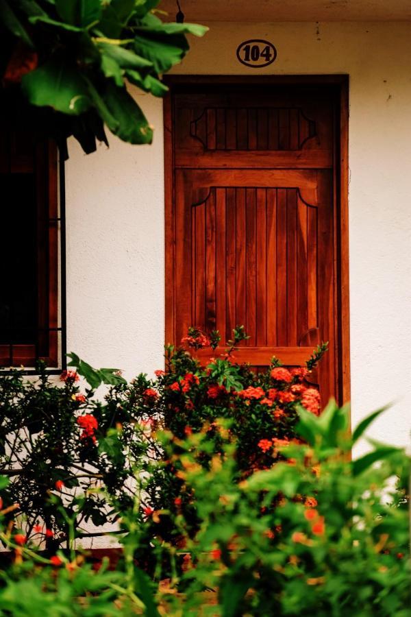 Hotel Yurimar Puerto Escondido  Buitenkant foto